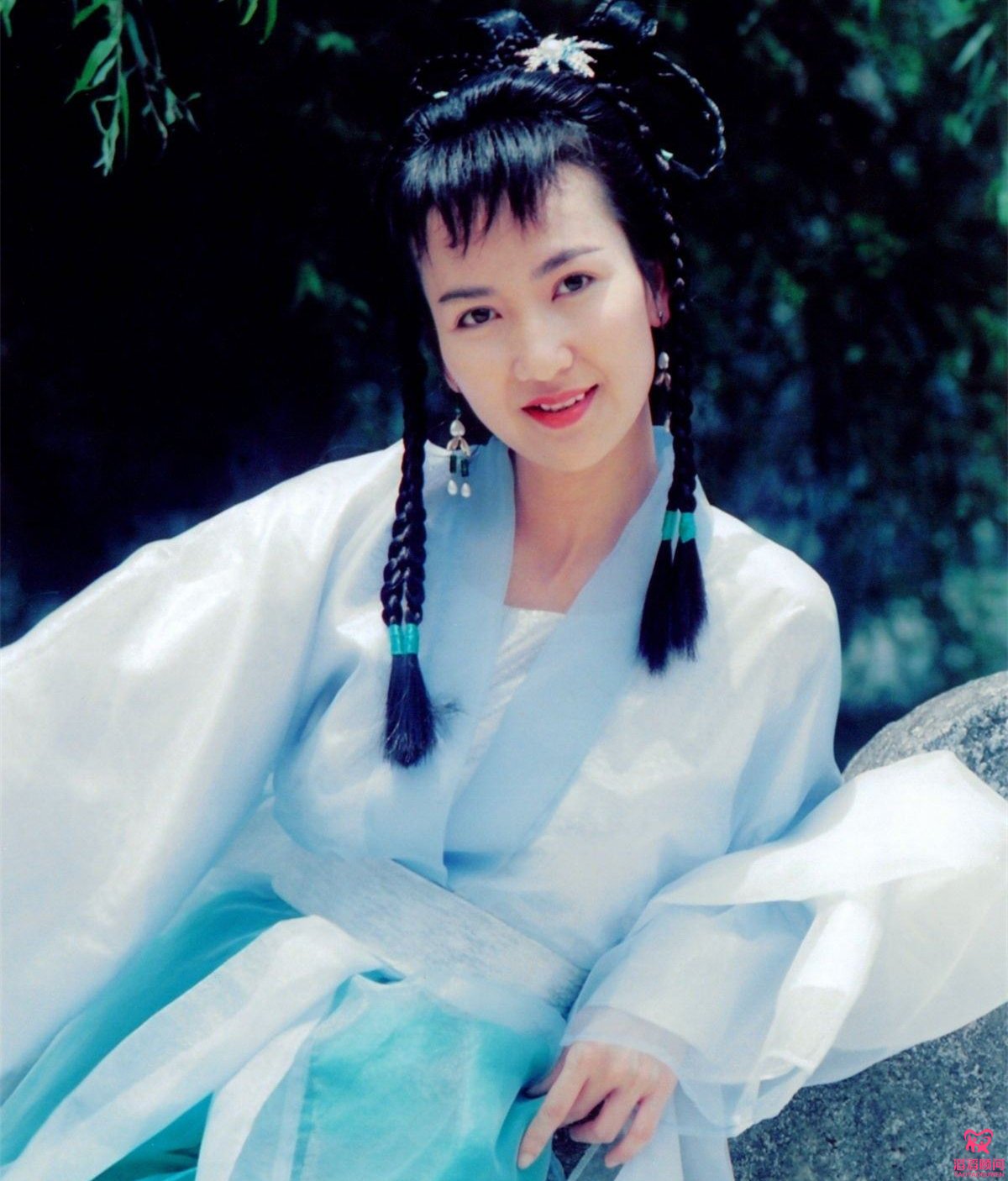 《新白娘子傳奇》主演26年聚首，唯獨小青終身不孕！